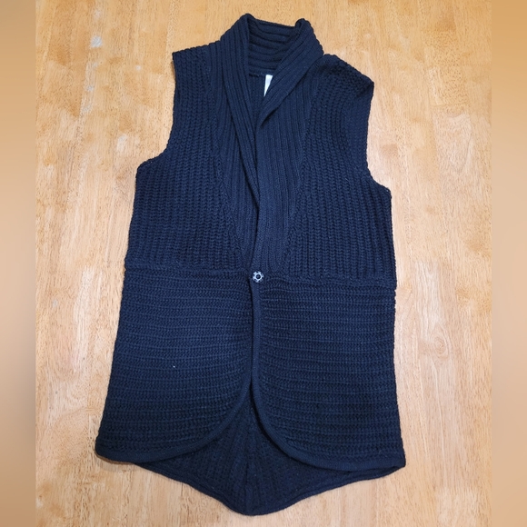 🔥 EUC No Boundaries chunky knit black sleevless cardigan - Picture 1 of 8